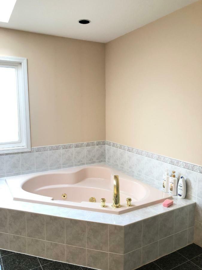فندق Sunny House ريتشموند، كولومبيا البريطانية المظهر الخارجي الصورة