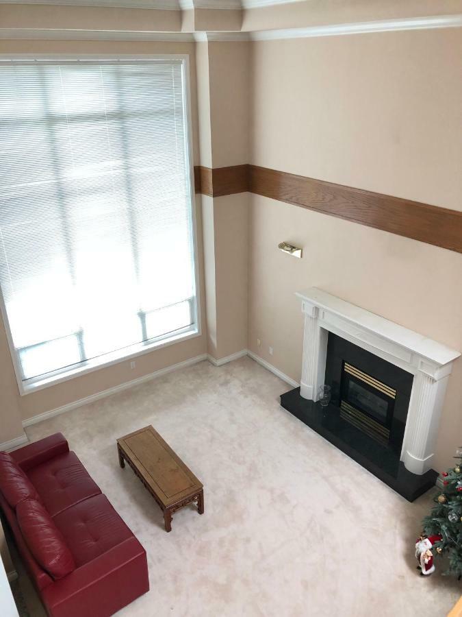 فندق Sunny House ريتشموند، كولومبيا البريطانية المظهر الخارجي الصورة
