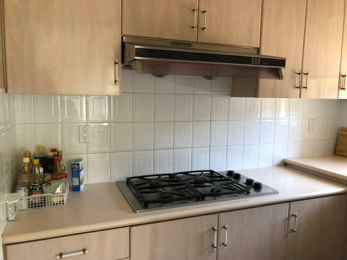 فندق Sunny House ريتشموند، كولومبيا البريطانية المظهر الخارجي الصورة
