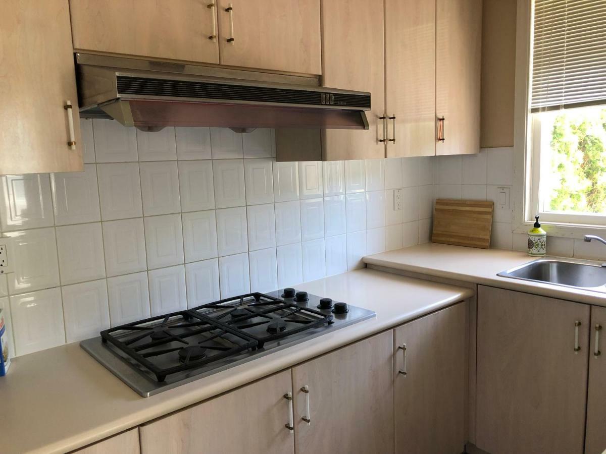 فندق Sunny House ريتشموند، كولومبيا البريطانية المظهر الخارجي الصورة